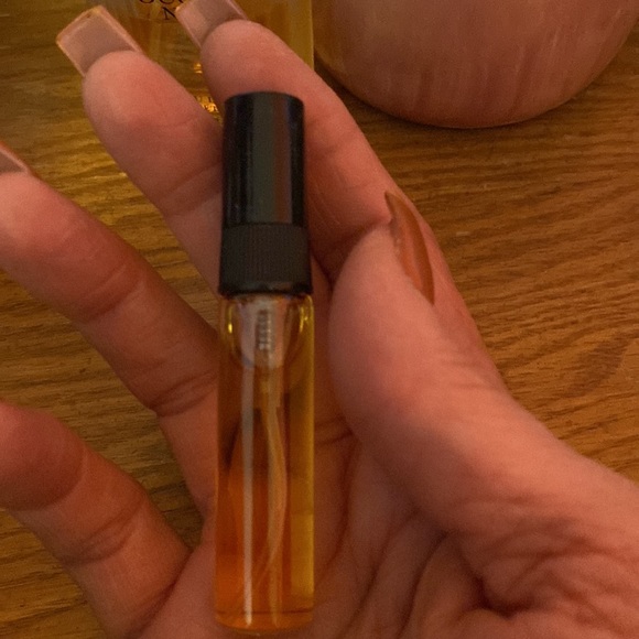 Gucci No.3 - Picture 2 of 2